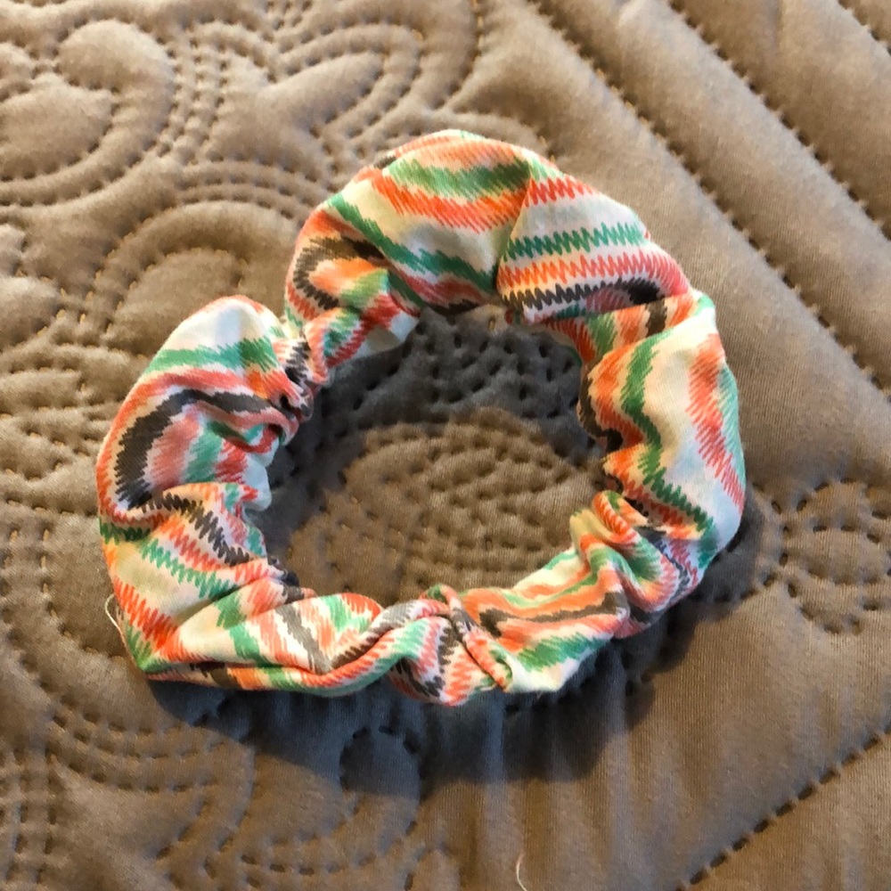 100% Handmade Scrunchie